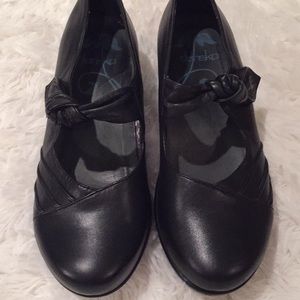 Dansko Mary Janes size 39